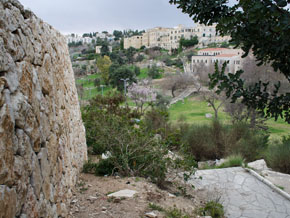 images/Jerusalem_hinnomValley2_small.jpg